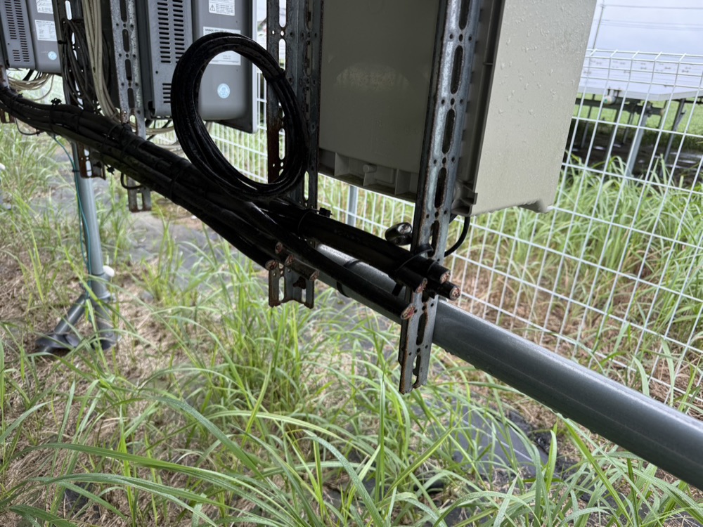 大網白里市 盗難の復旧・電線の埋設・集電箱の下のコンクリート基礎 5